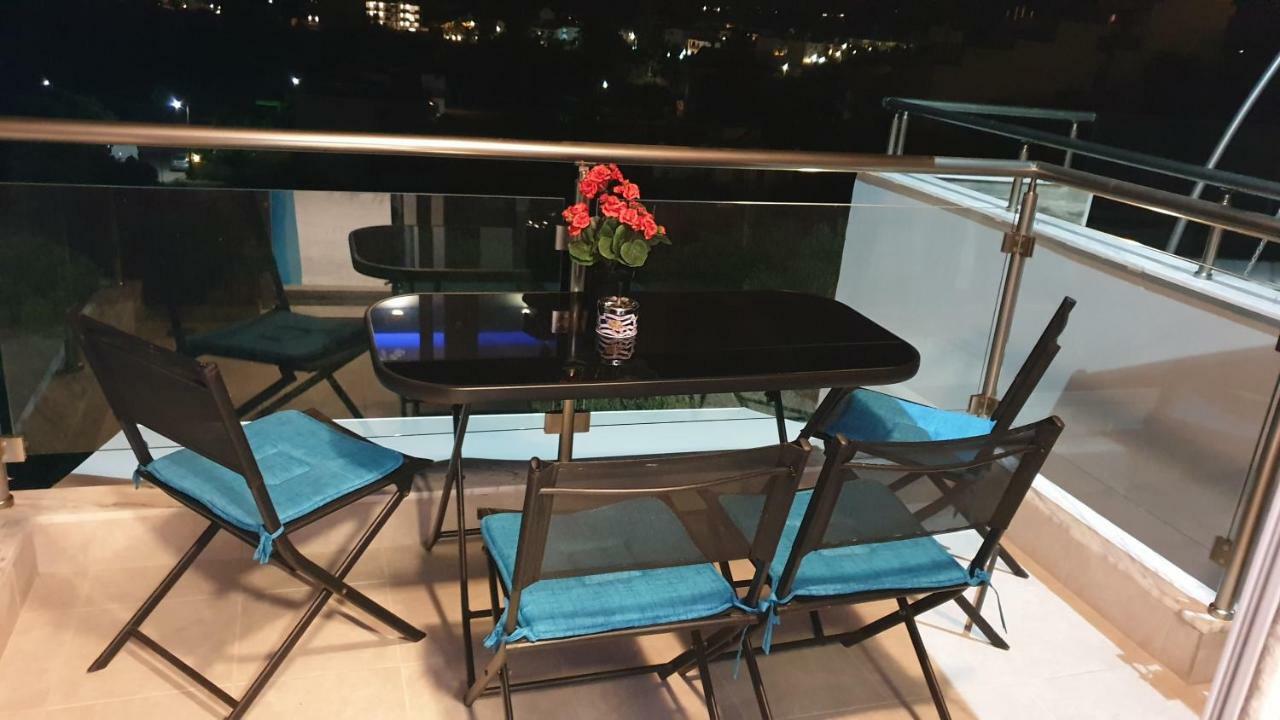 Perfect Suites 新马尔马拉斯 外观 照片